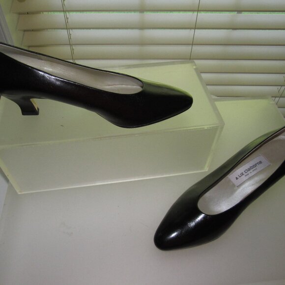 Liz Claiborne Black Leather Kitten Heel Pumps Women’s Size 8.5 M – Made in Spain - Picture 1 of 8